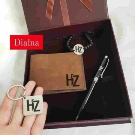 Pack personnalisé 4 pièces avec texte Bracelet Portefeuille Porte clés Stylo – Gifts et Decor Maroc